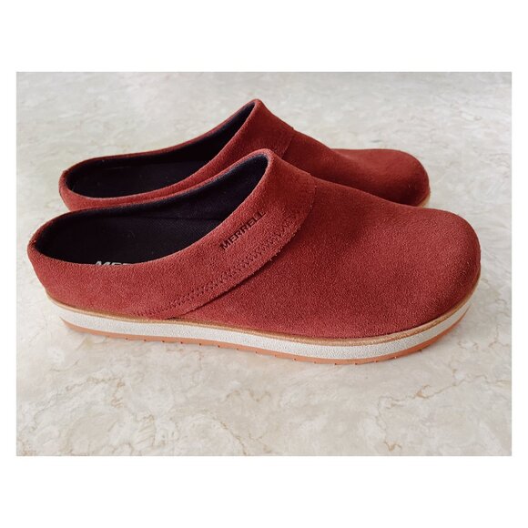 Merrell sz 9 Juno Clog in Wine Suede Slip On Style Casual Shoe - Picture 1 of 11